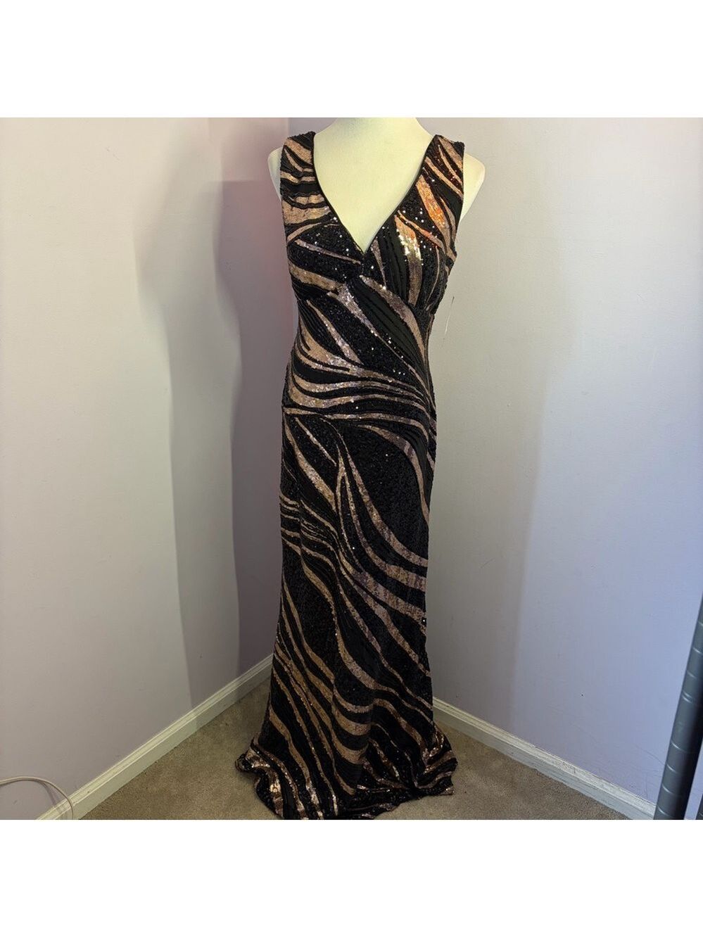 R&M Richards Black and Gold Sequin Maxi Dress,NWT,Size 8